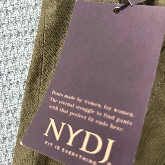 Phil & Lil's Just Like Us Book - Picture 4 of 9